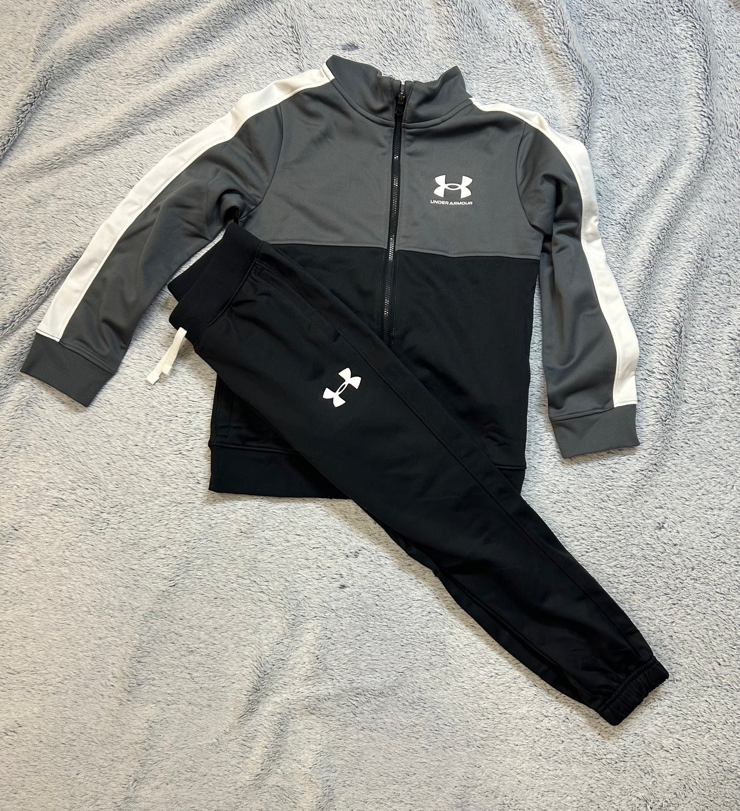 UNDER ARMOUR - ENSEMBLE SURVÊTEMENT - JUNIOR