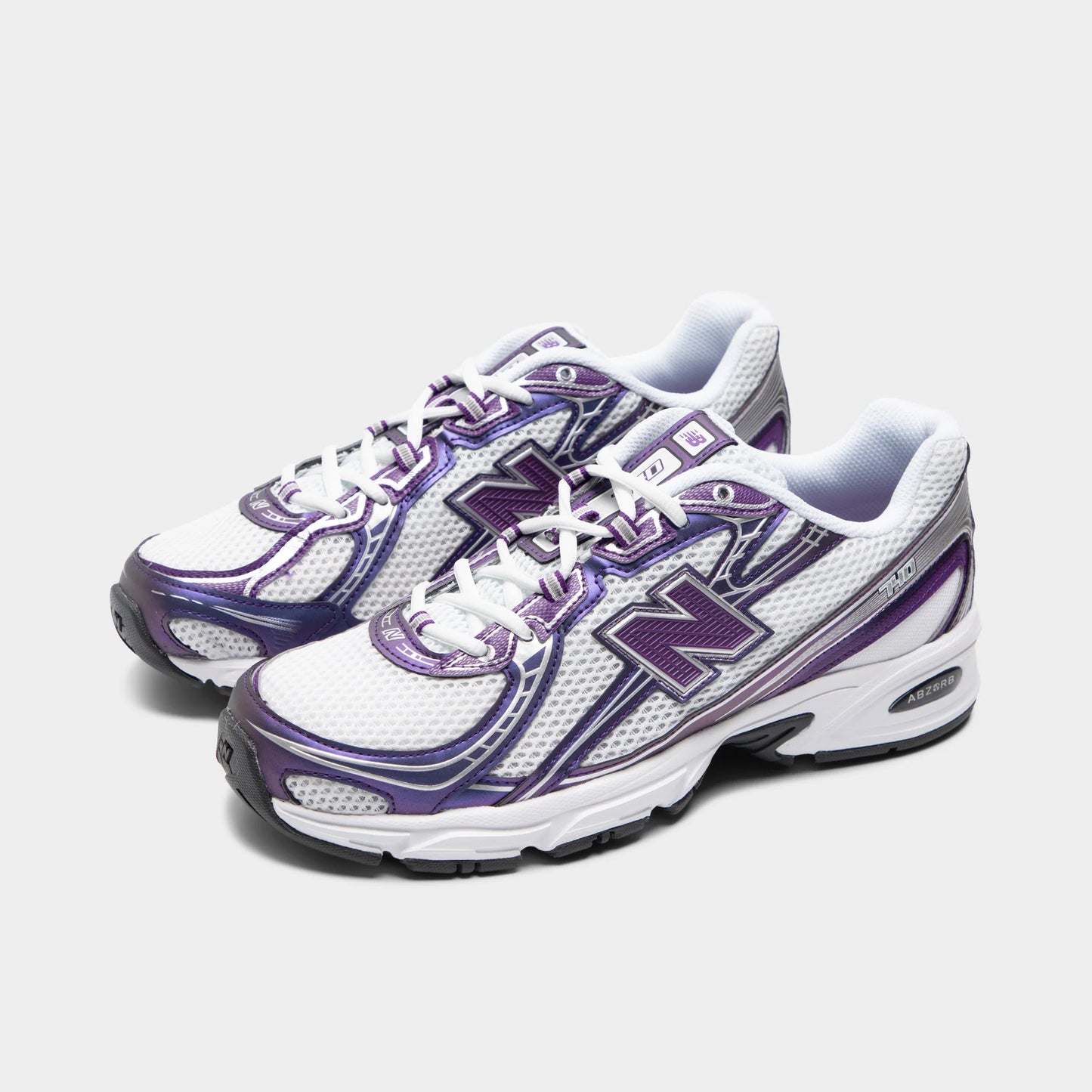 New balance 740