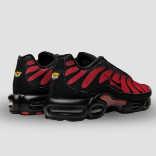 NIKE - AIR MAX PLUS - GS - NOIR & ROUGE