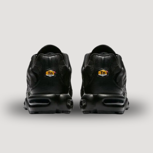 NIKE - AIR MAX PLUS - TN - HOMME