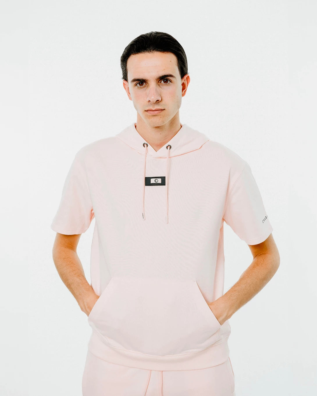 Sweatshirt à capuche manches courtes Chabrand